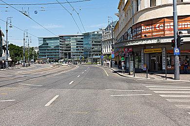 手绘风游戏《赎罪：世界树之心》 现已在Steam发售